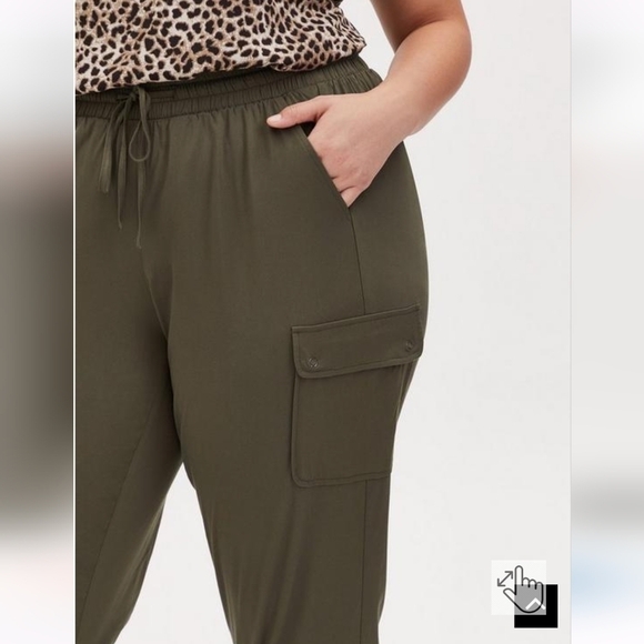 TORRID Olive Green cargo ankle jogger pants  size 1x - Picture 6 of 8